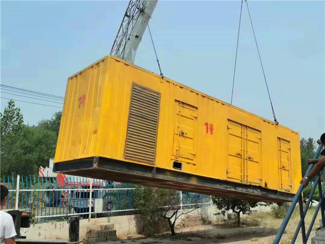 梁山300KW柴油发电机组油耗是多少？